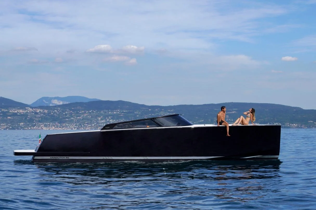 VanDutch 40 yacht