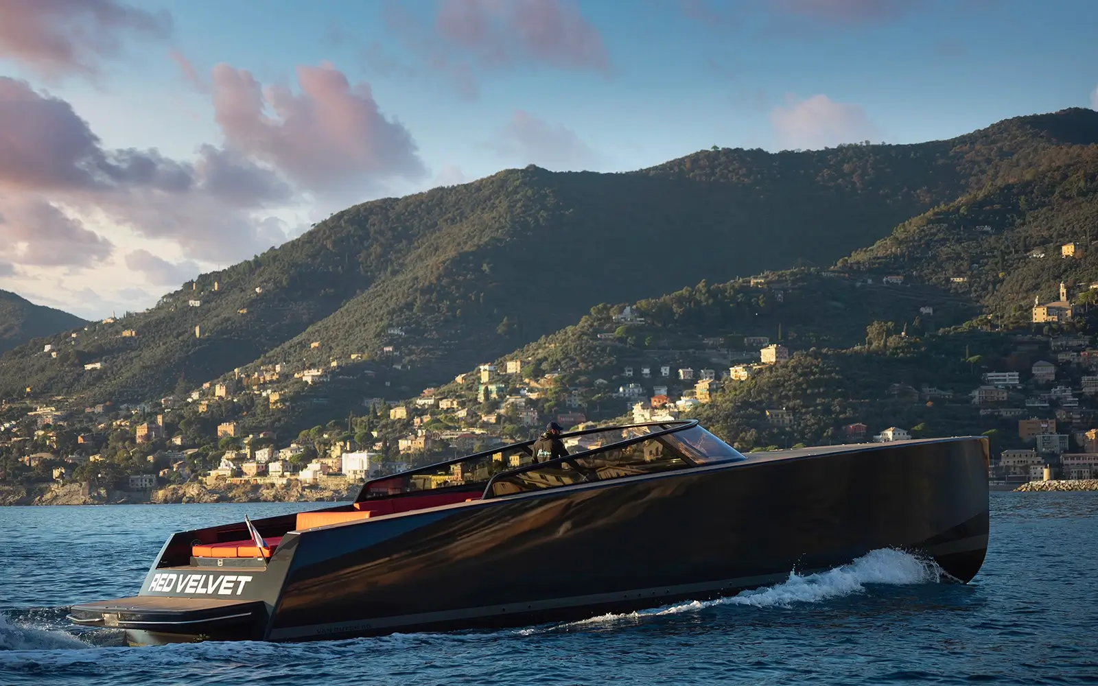 VanDutch 55 off Capri