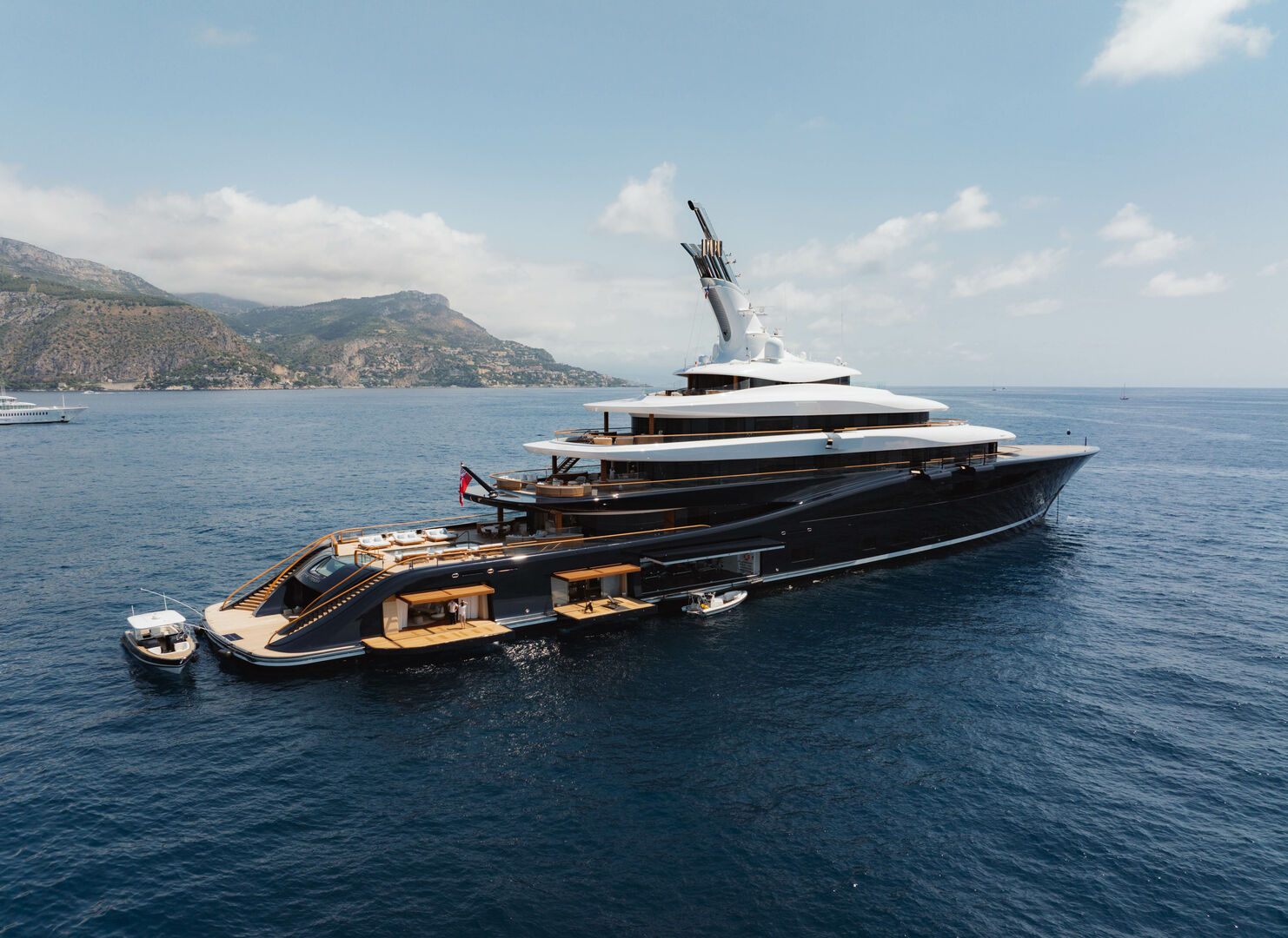 QU2 yacht